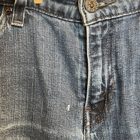 Levi’s Mid Rise Skinny Jeans - Picture 6 of 6